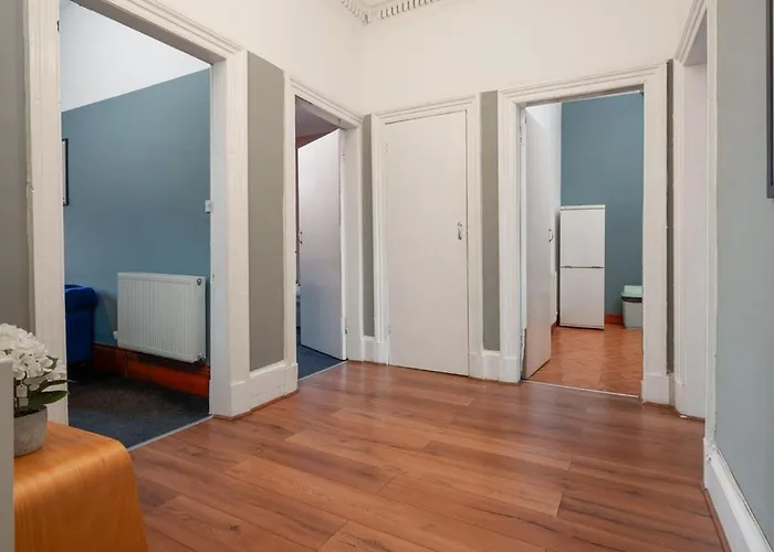 Family And Group 2br By Park Sleeps 7 글라스고