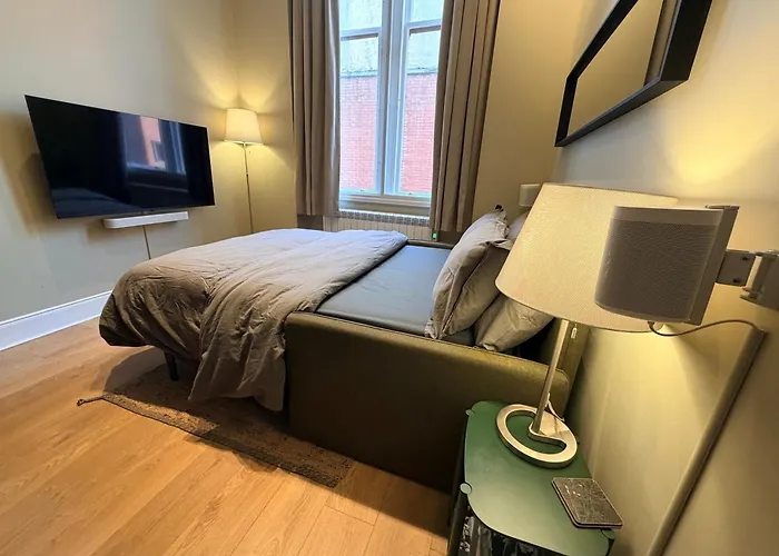Quiet Centre, King & Sofa Bed Apartment *