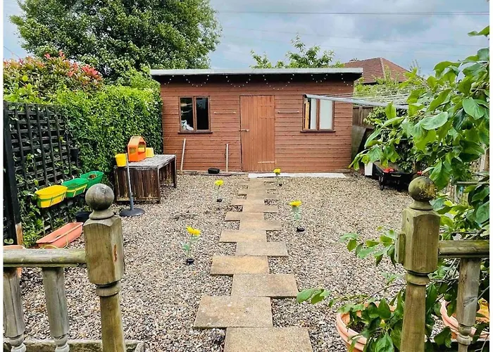 בית אירוח Large Double In A House At Westend גלאזגו