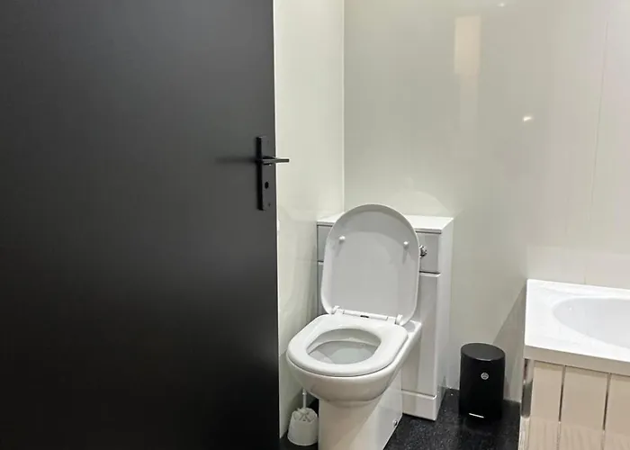 Hydro Secc House 10 Minute Walk