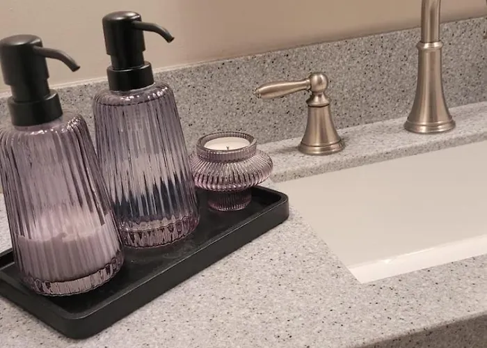 Holiday home Stylish, Modern 3 Bedroom House, Free Parking X 2 Glasgow