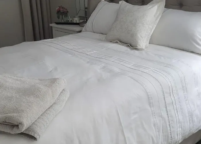 別荘 Stylish, Modern 3 Bedroom House, Free Parking X 2 グラスゴー