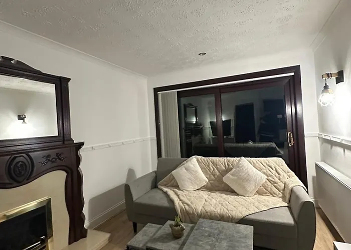 Hydro Secc House 10 Minute Walk Holiday home *