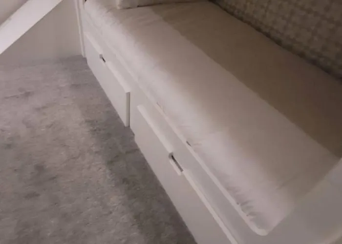 Stylish, Modern 3 Bedroom House, Free Parking X 2 別荘 *