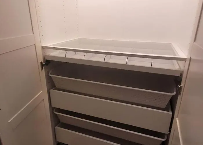 Stylish, Modern 3 Bedroom House, Free Parking X 2 * グラスゴー