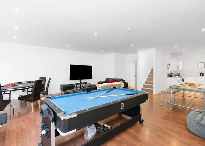 The Clydesider Apartment *