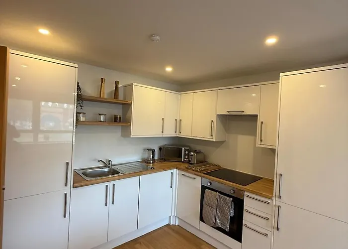 Modern&stylish Centre With Parking Apartment Glasgow