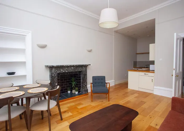 Stylish Southside 2 Bedroom Flat With Free Parking 아파트 *