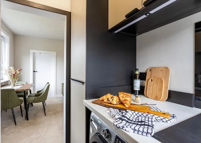 Modern 3 Bedroom In Kings Park Apartamento Glasgow