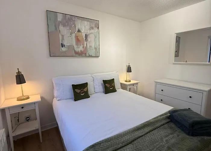 2br Sleeps 4 Albion Gate Centre *
