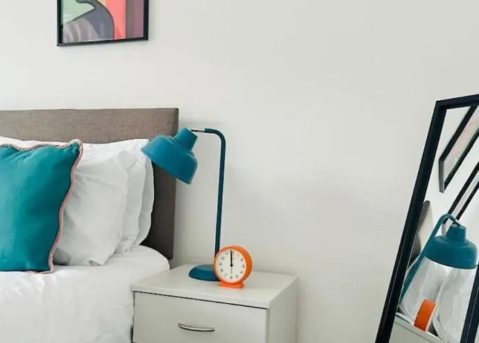 Clyde Fifty Two - Apartman *