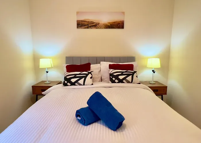 Apartman Garden-view 2br - Free Parking & Wifi