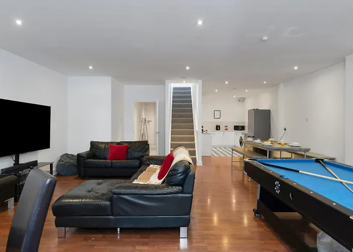 The Clydesider Glasgow