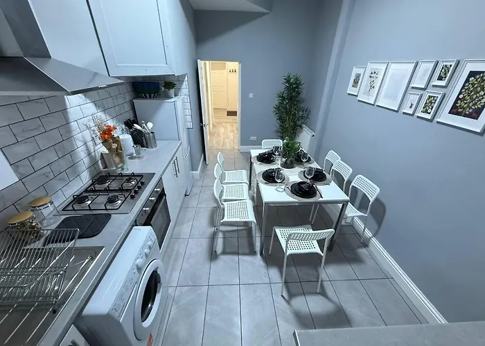 Apartment Centre New *