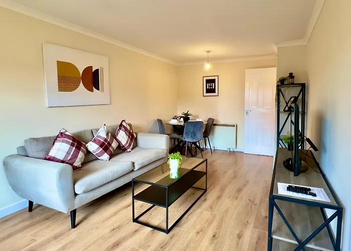 Garden-view 2br - Free Parking & Wifi