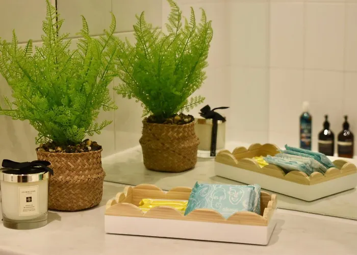 Luxury Historic City-centre Flat & Free Parking * Glasgow