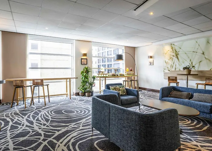 Ξενοδοχείο Novotel Centre 4*