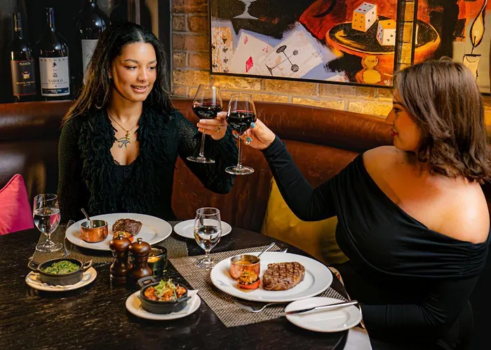 Отель Dakota Глазго