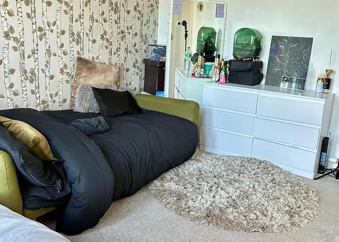 2 Bedroom Fully Furnished Apartment Appartement