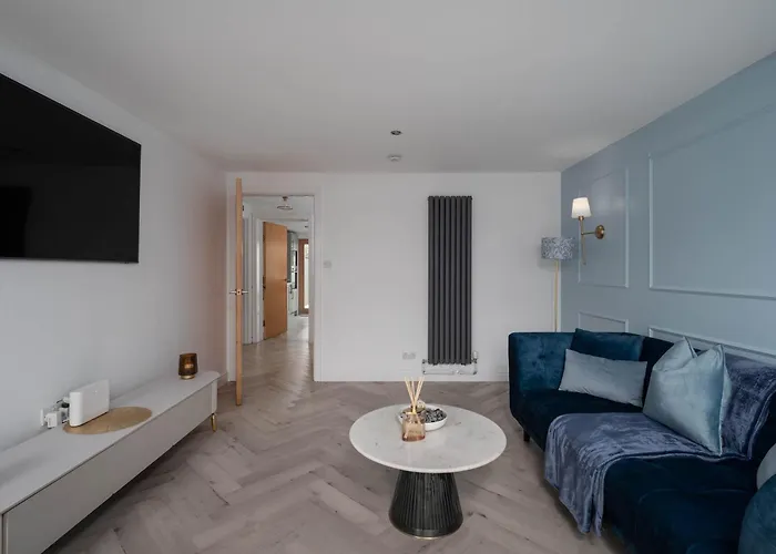 Vakantiehuis Newly Renovated 3 Bedroom Modern House Glasgow