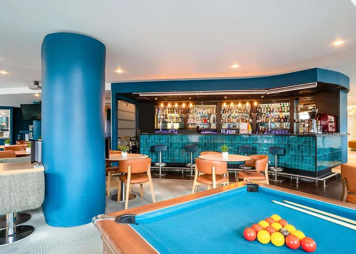 Novotel Centre Hotel 4*