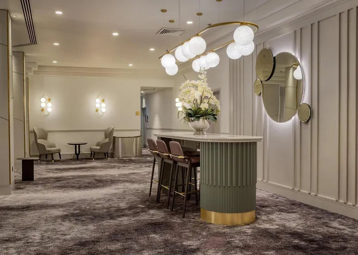 Hilton Ξενοδοχείο 4*