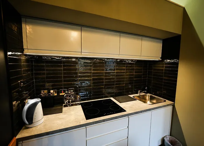 Revolver Hotel Glasgow