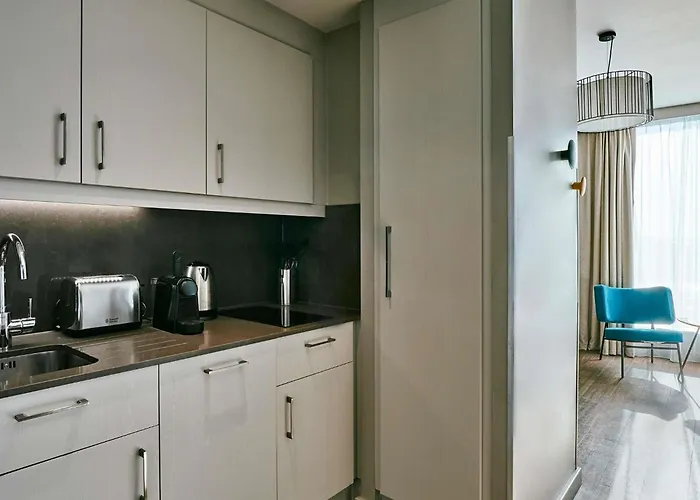 Adagio Апарт-отель Глазго