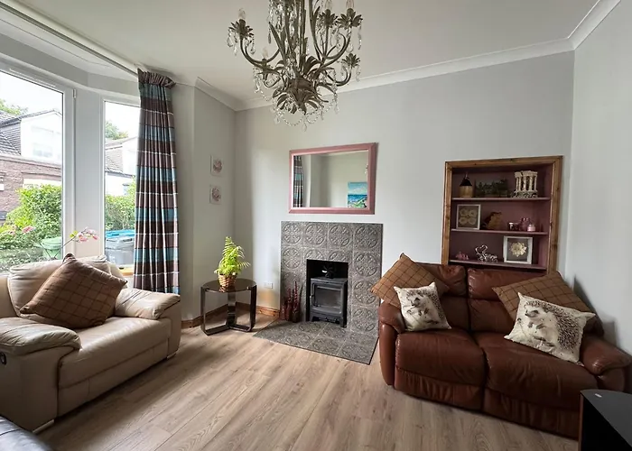 Charming 3-bedroom House Σπίτι διακοπών *