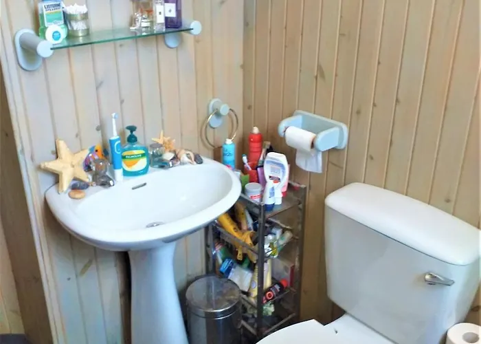 Beautiful Town House In Old Cathcart Village, Holiday home Glasgow