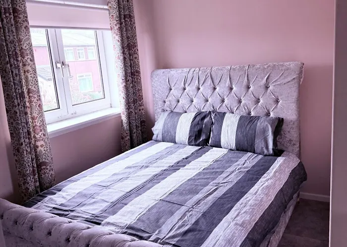 Semesterbostad 3 Bedroom House Newlands Glasgow