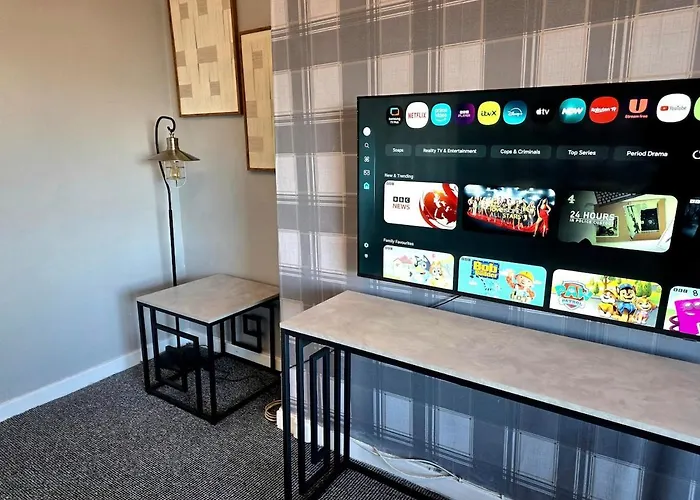 Bright And Cozy 3br Near Hampden Park Γλασκώβη