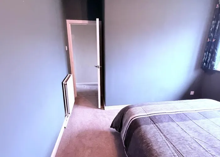 3 Bedroom House Newlands * Glasgow