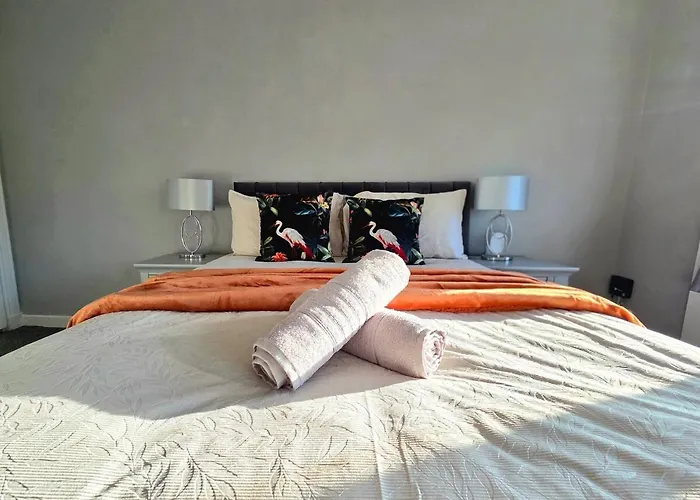 Feriehus Bright And Cozy 3br Near Hampden Park