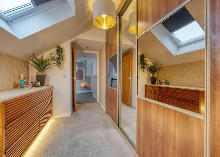 Beautiful 4 Bed Sandstone Γλασκώβη