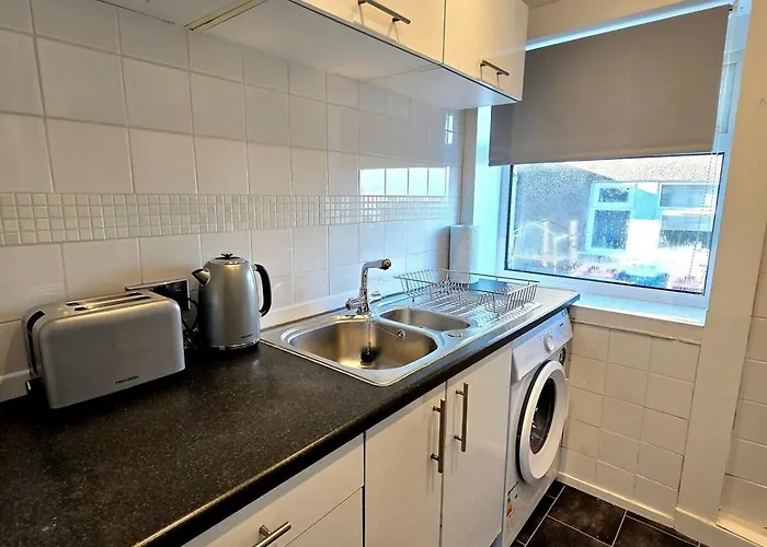 Bright And Cozy 3br Near Hampden Park Γλασκώβη