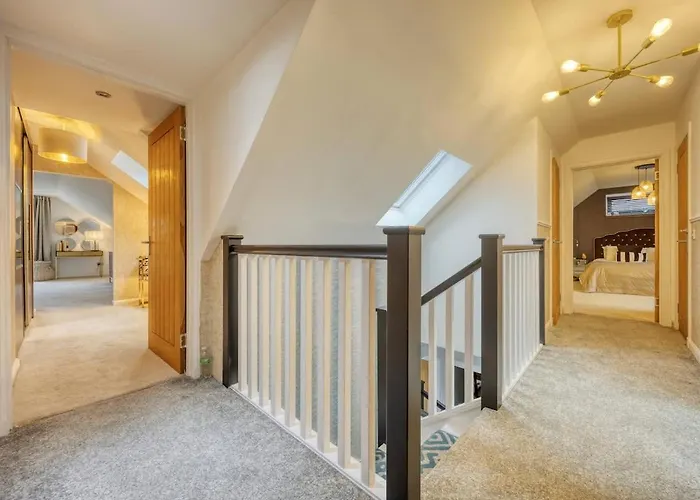 Beautiful 4 Bed Sandstone Σπίτι διακοπών