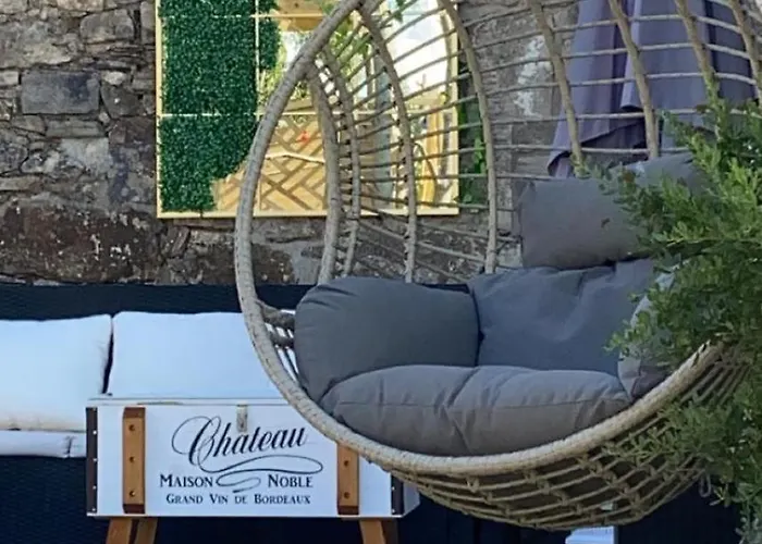 Beautiful 4 Bed Sandstone Γλασκώβη