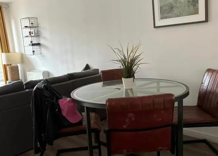 Glasgow City Centre 2 Bed Apartment * Glasgow