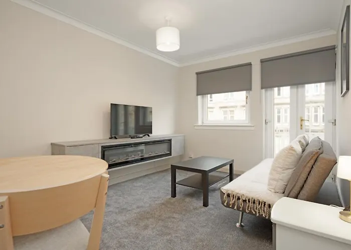 1br Shawlands Walk To Queens Park With Parking