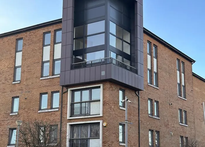 Duplex Penthouse With Secured Parking Finnieston *