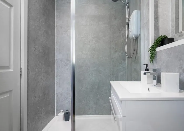 Appartement 1br Shawlands Walk To Queens Park With Parking Glasgow