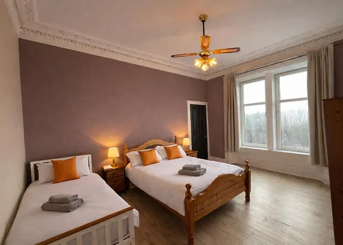 Contractors And Guests Grand 3 Bedroom Free Parking Fully Equipped Appartamento