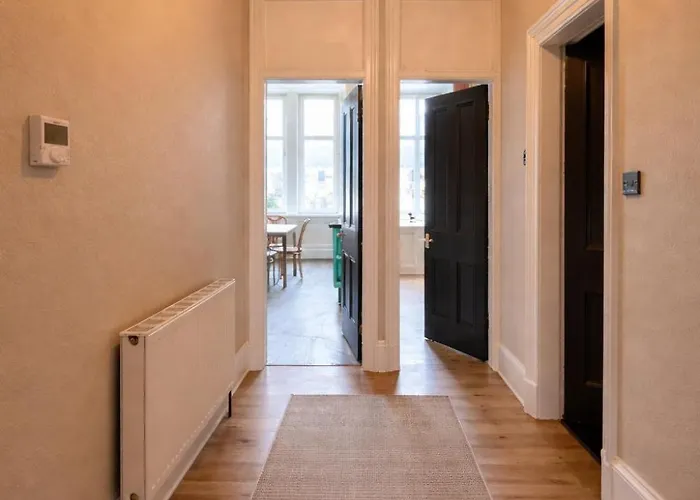 Appartamento Contractors And Guests Grand 3 Bedroom Free Parking Fully Equipped *