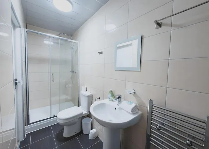 O2 Spacious Hideaway *