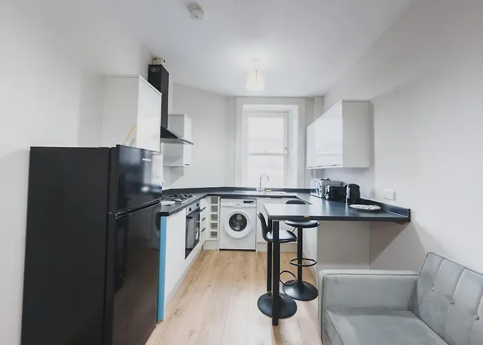 O2 Spacious Hideaway Glasgow