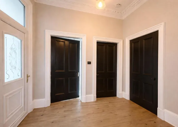 Apartment Contractors And Guests Grand 3 Bedroom Free Parking Fully Equipped *