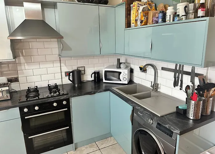 Апартаменты Duplex Penthouse With Secured Parking Finnieston *