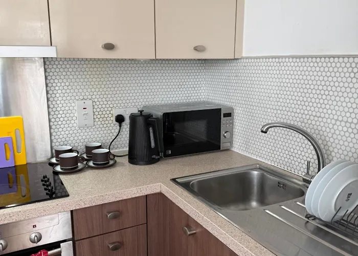 Executive Riverside With Workspace & Fast Wifi Apartamento