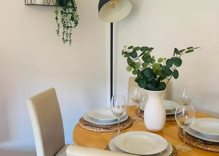 Modern Ground Floor 2 Bed Secure Parking & Perfect For City- Celticemirates Stadium Appartamento Glasgow